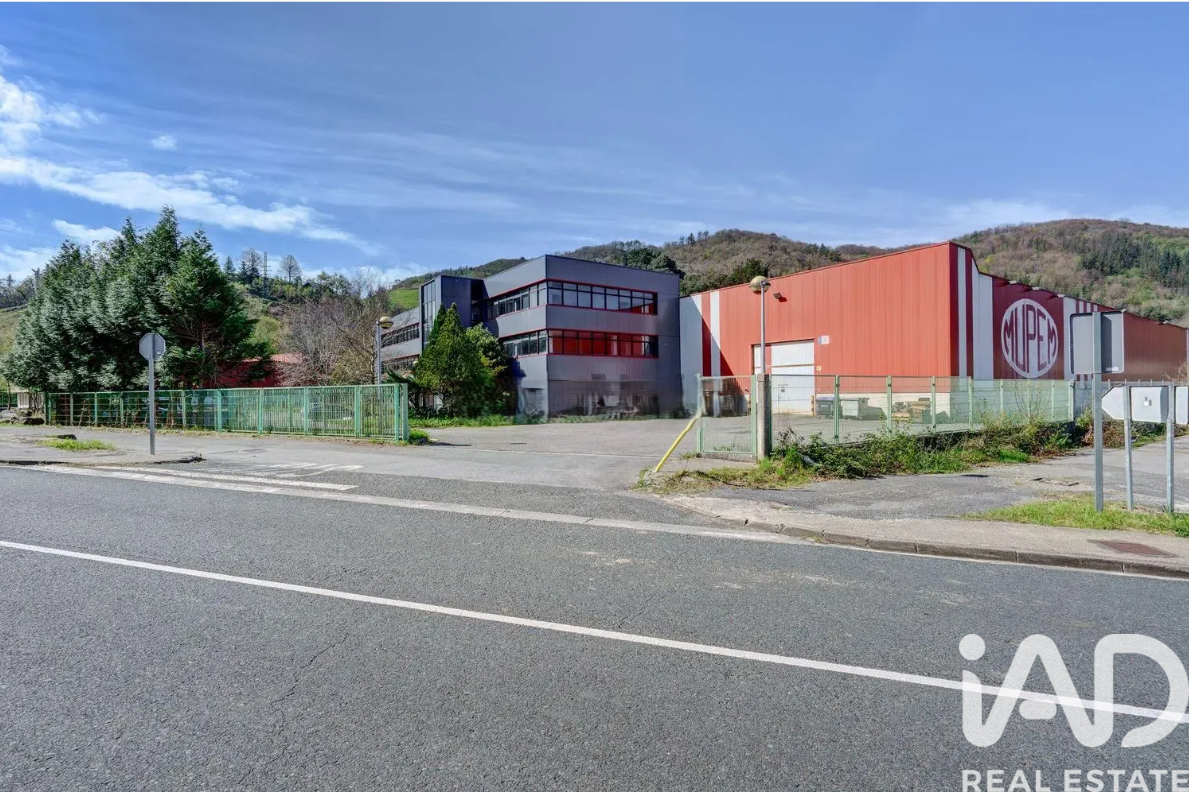 Commercial property à Deba, Gipuzkoa, Espagne 7 chambres, 9072 m2 No. 195797