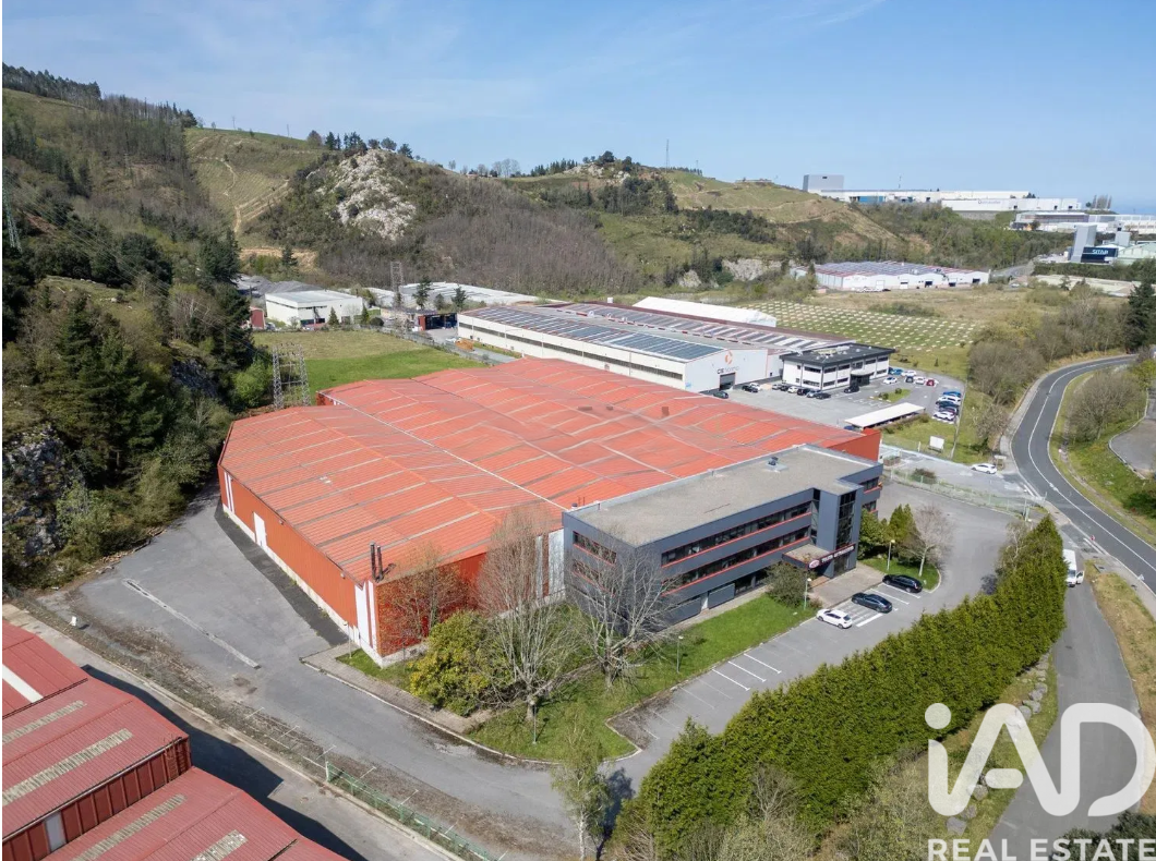 Commercial property à Deba, Gipuzkoa, Espagne 7 chambres, 9072 m2 No. 195797