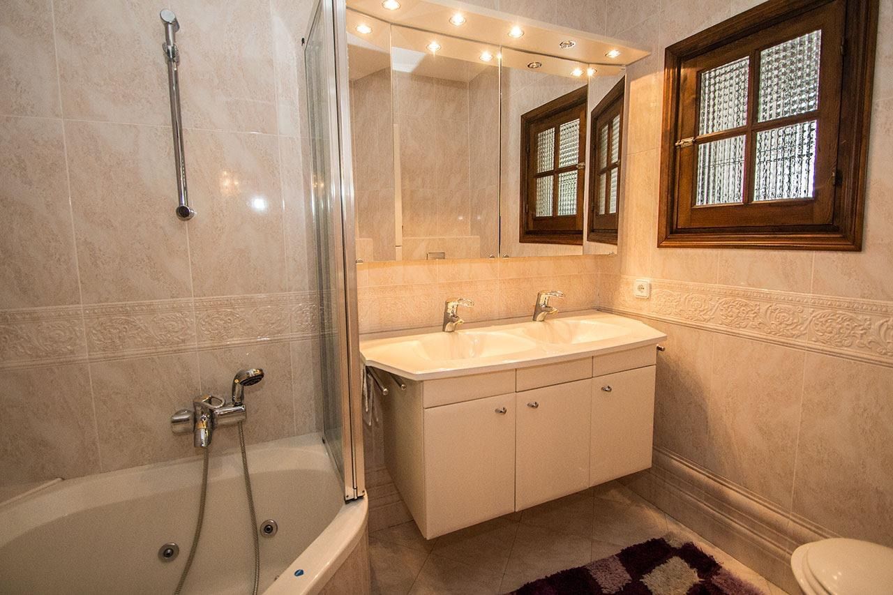 Casa a L'Albir, Alicante, Spagna 4 camere da letto, 400 mq. N° 99697