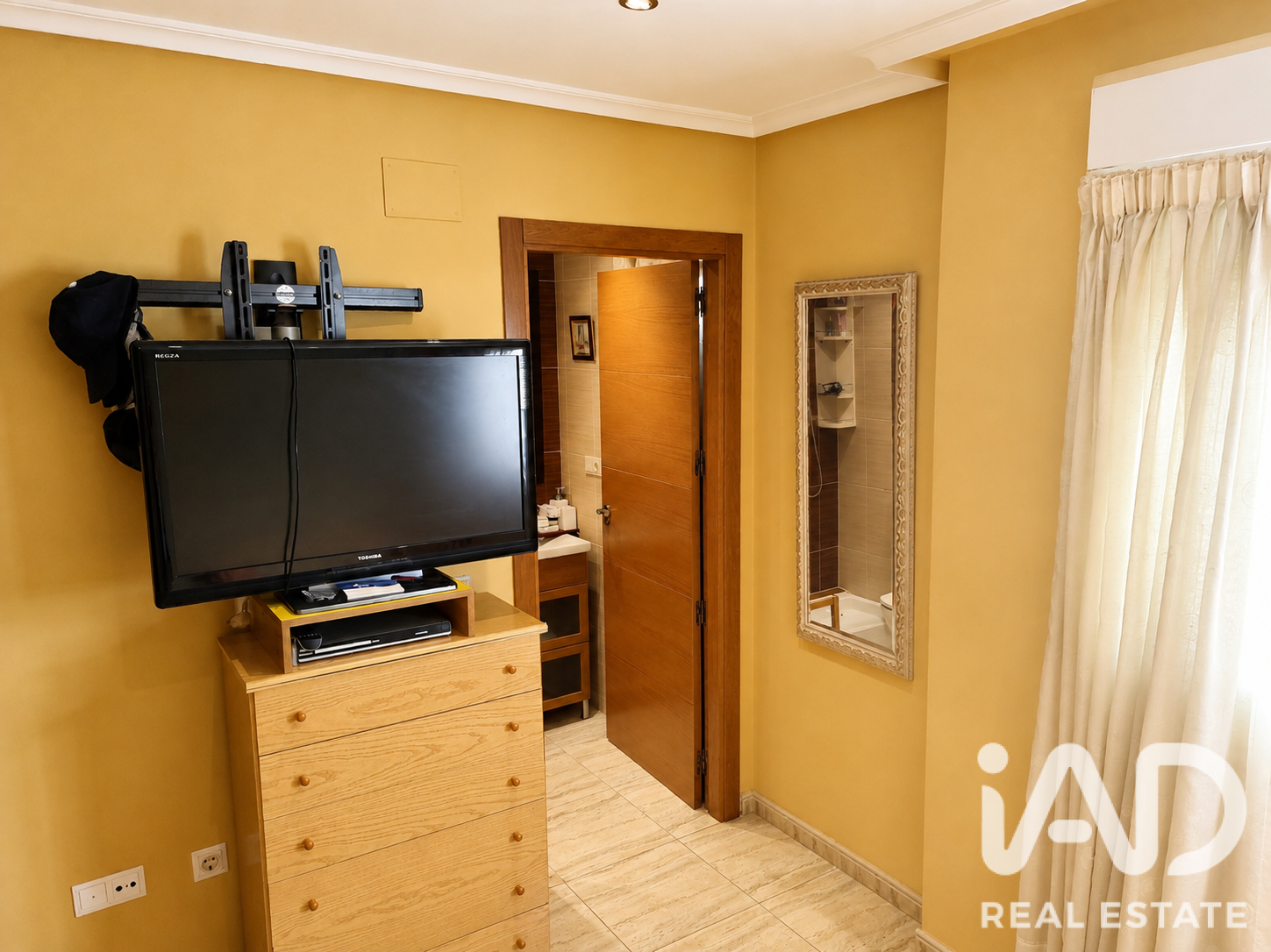 Townhouse in Santa Pola, Alicante, Spain 3 bedrooms, 228 sq.m. No. 194413
