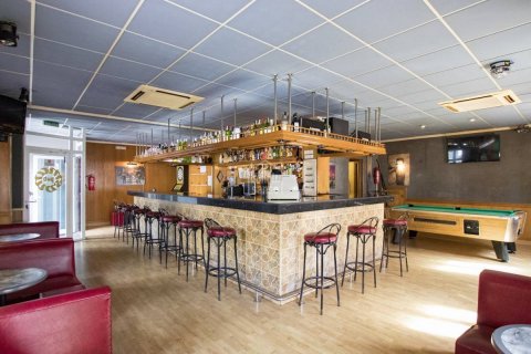 Cafe / restaurant in Es Castell, Menorca, Spain 134 sq.m. No. 65566