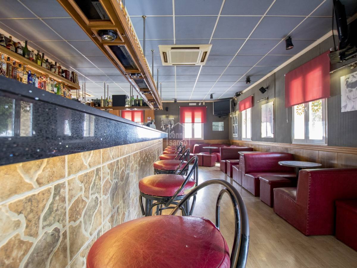 Cafe / restaurant in Es Castell, Menorca, Spain 134 sq.m. No. 65566