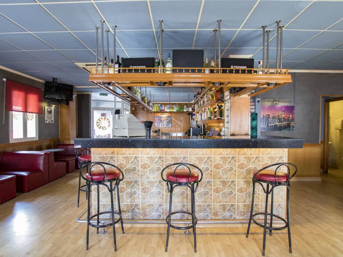 Cafe / restaurant in Es Castell, Menorca, Spain 134 sq.m. No. 65566