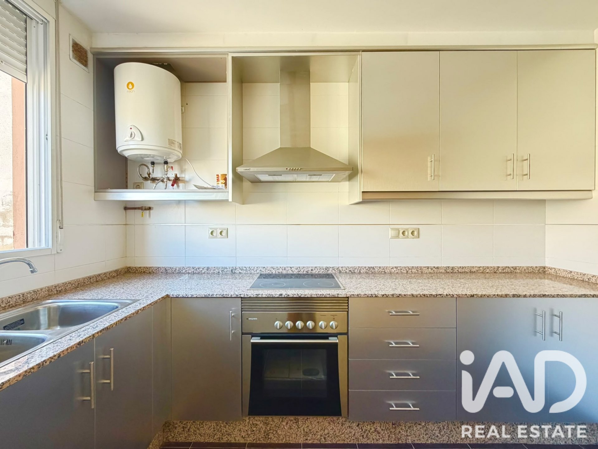 Townhouse in Castello de Rugat, Valencia, Spain 4 bedrooms, 111 sq.m. No. 187958