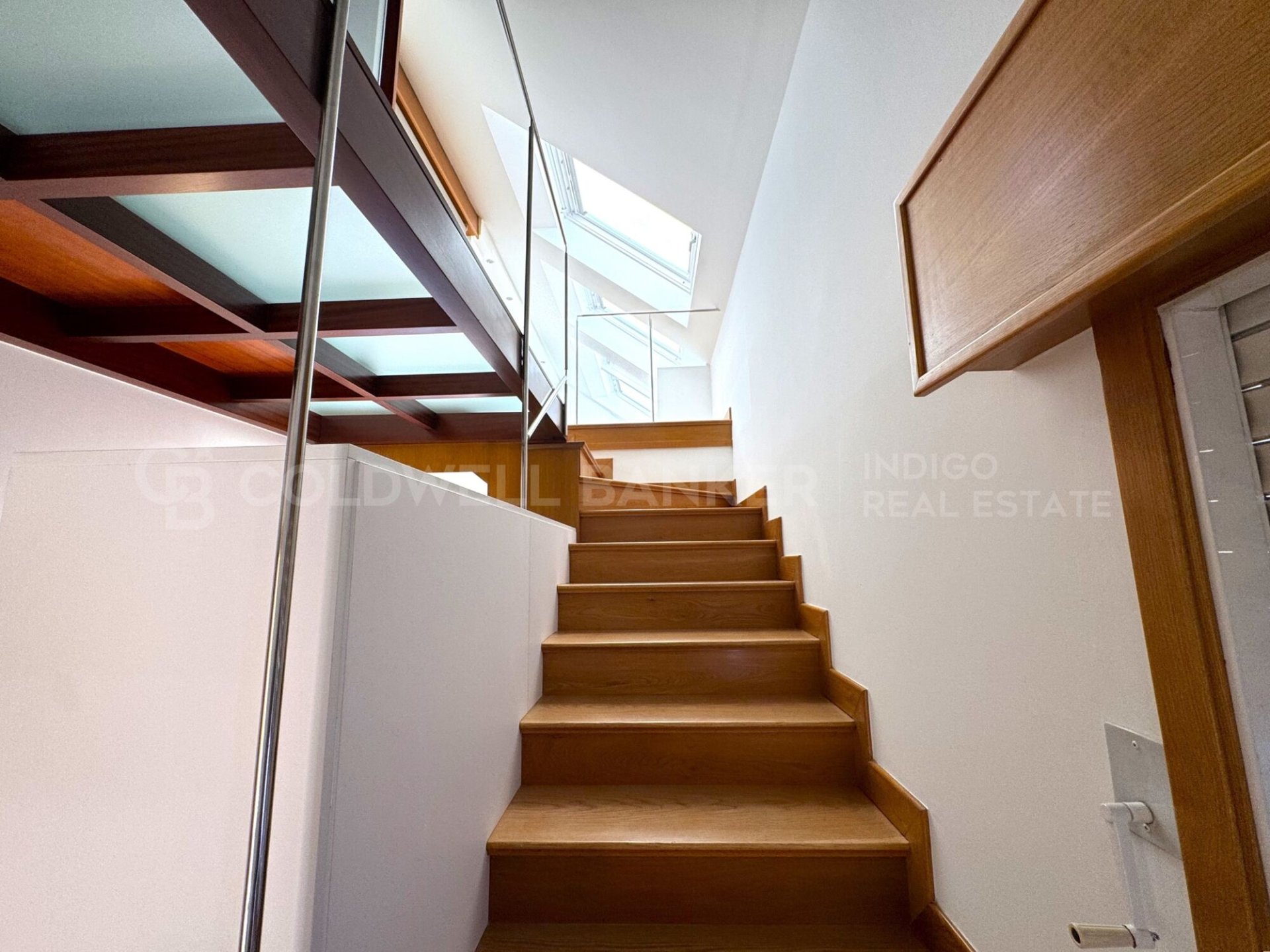 Dúplex en Vigo, Pontevedra, España 1 dormitorio, 115 m2 No. 178493