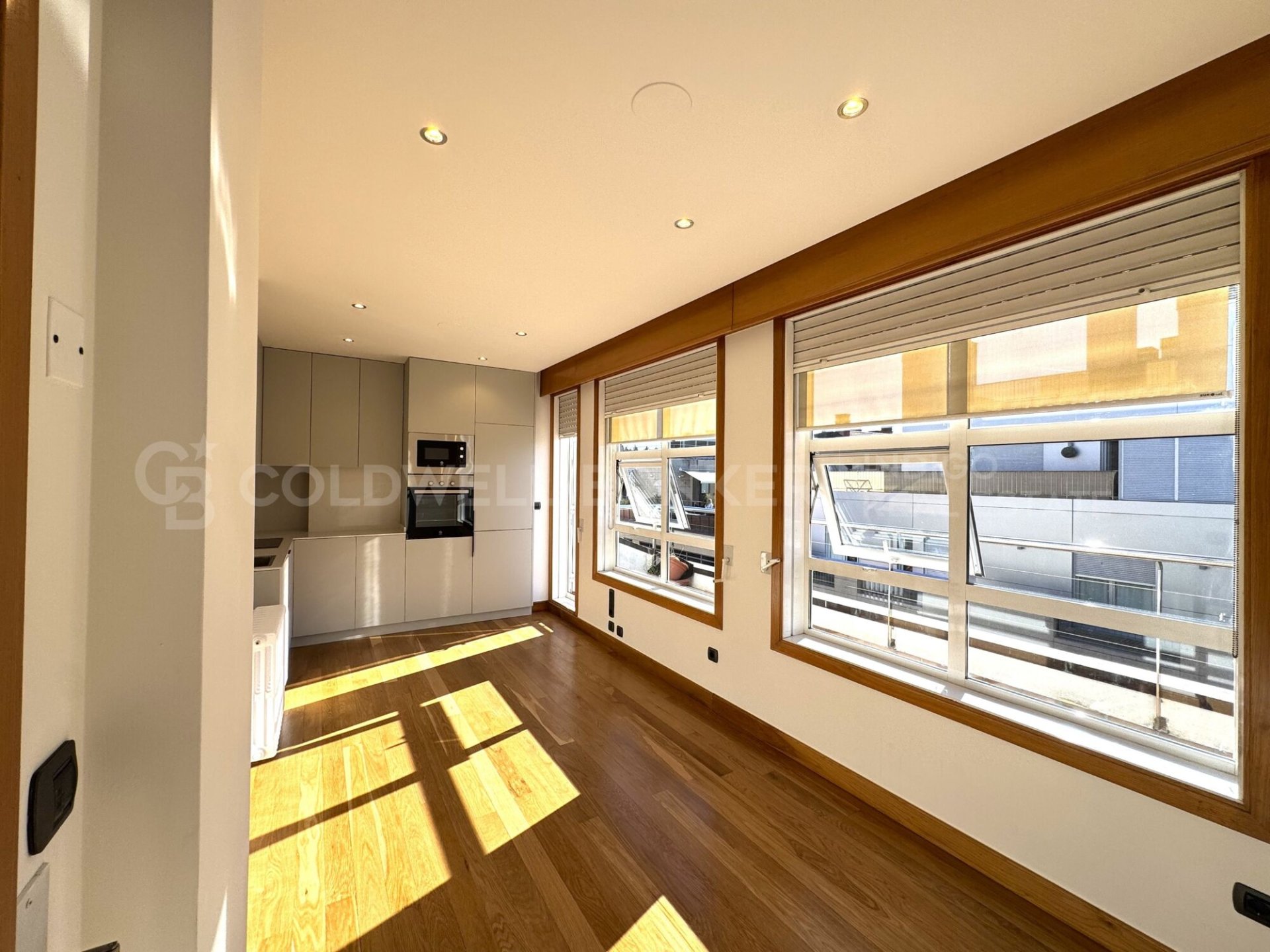 Dúplex en Vigo, Pontevedra, España 1 dormitorio, 115 m2 No. 178493