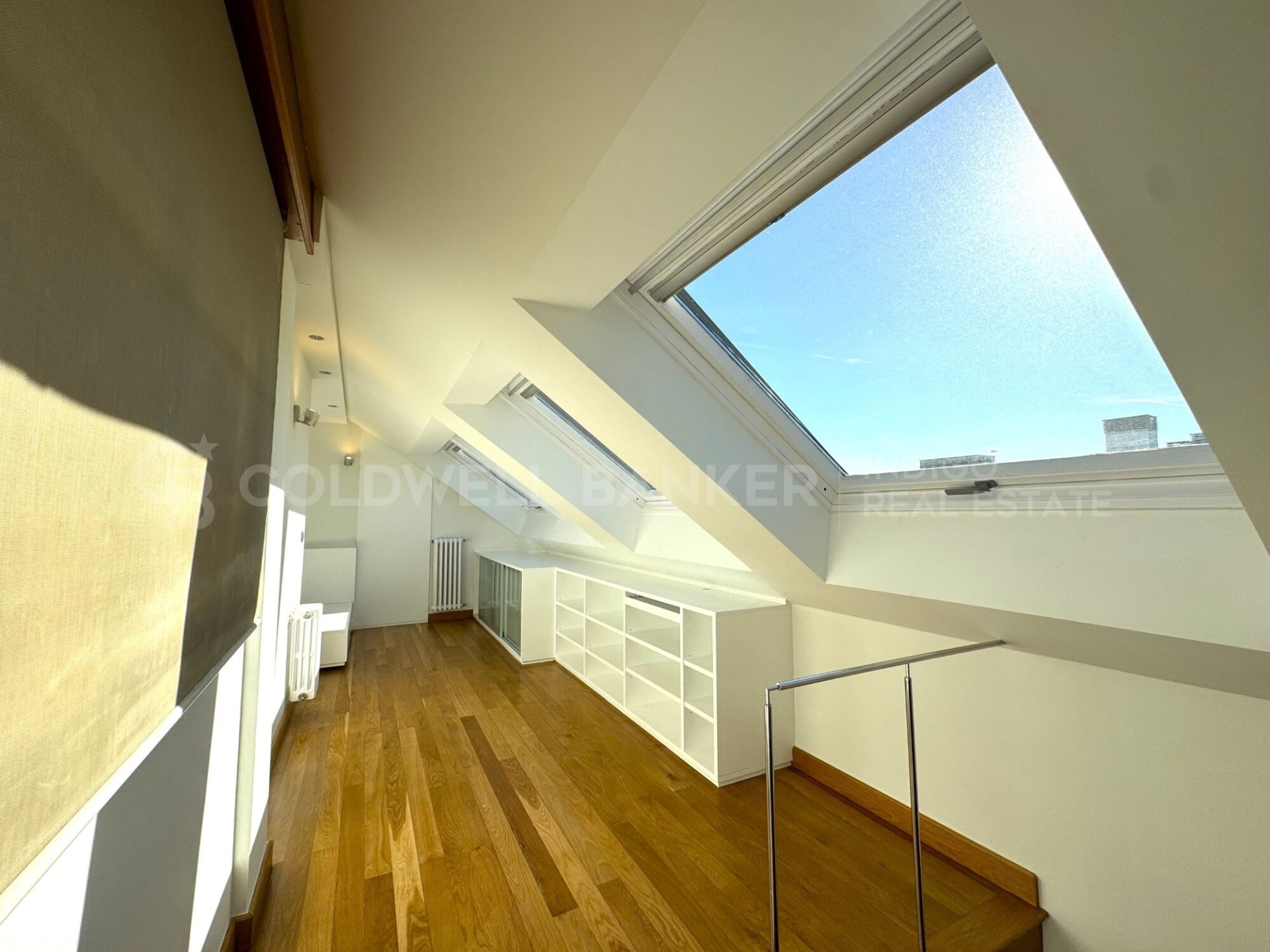 Dúplex en Vigo, Pontevedra, España 1 dormitorio, 115 m2 No. 178493