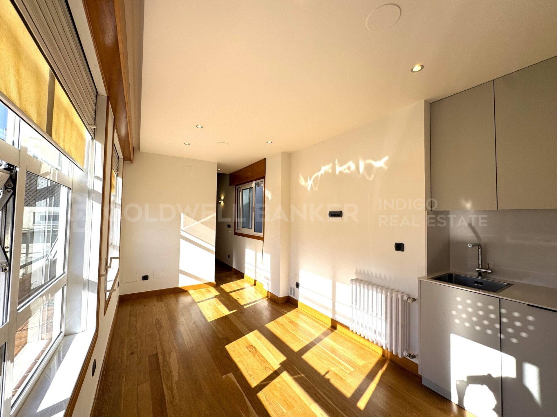 Dúplex en Vigo, Pontevedra, España 1 dormitorio, 115 m2 No. 178493
