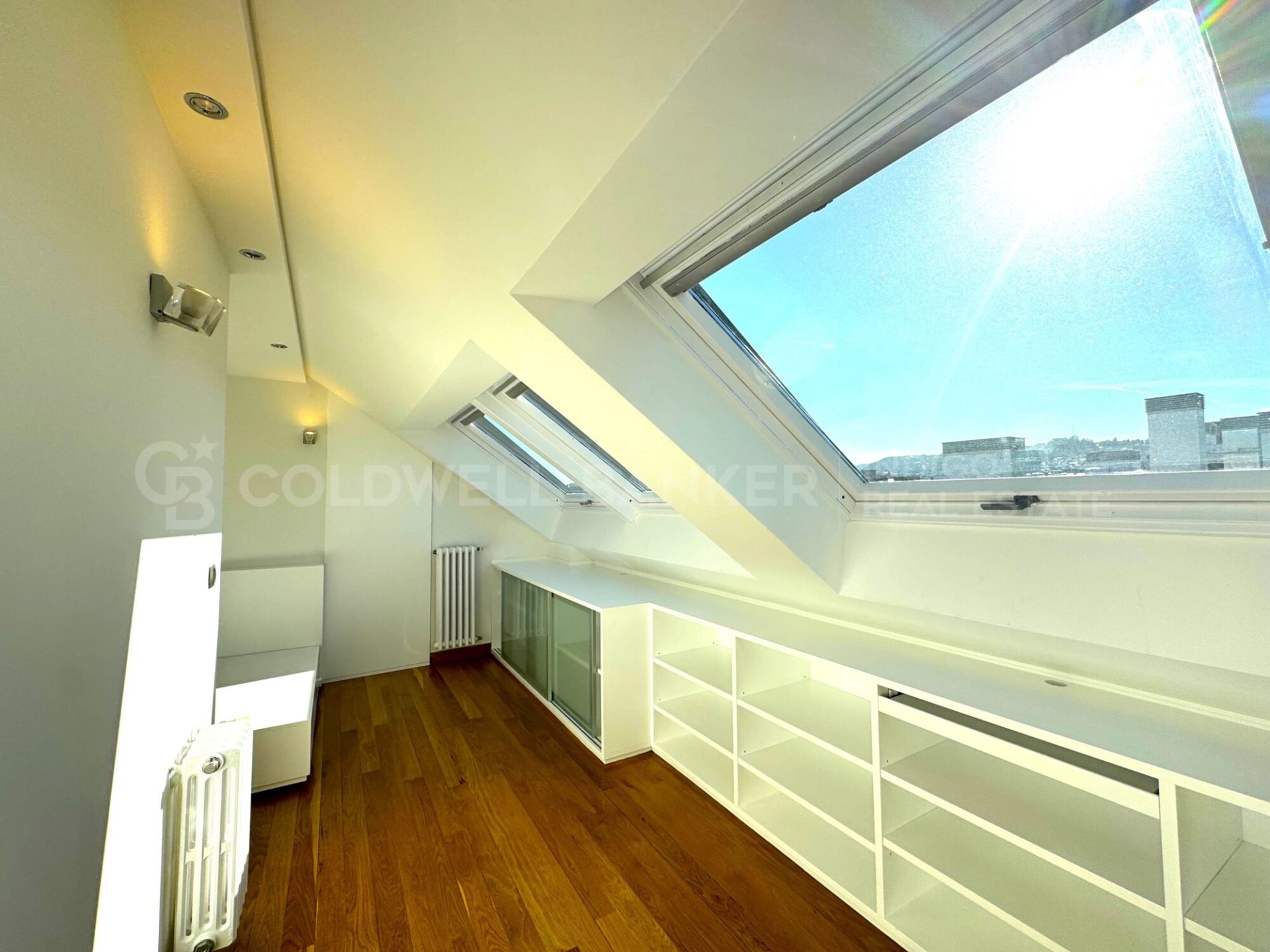 Dúplex en Vigo, Pontevedra, España 1 dormitorio, 115 m2 No. 178493
