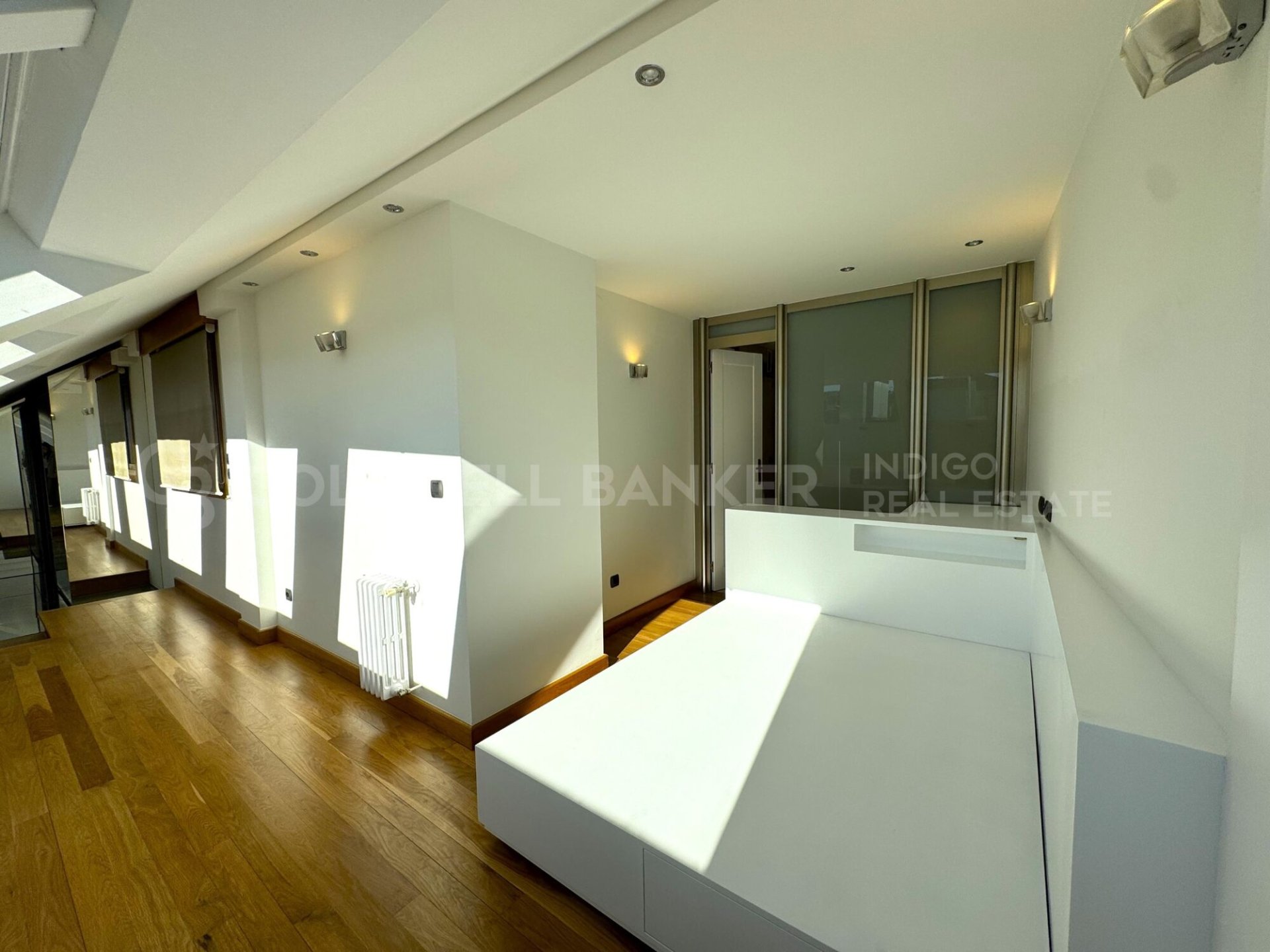 Dúplex en Vigo, Pontevedra, España 1 dormitorio, 115 m2 No. 178493