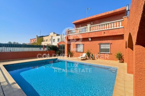 Talo Llers, Girona, Espanja 5 makuuhuonetta, 369 m2 No. 157186
