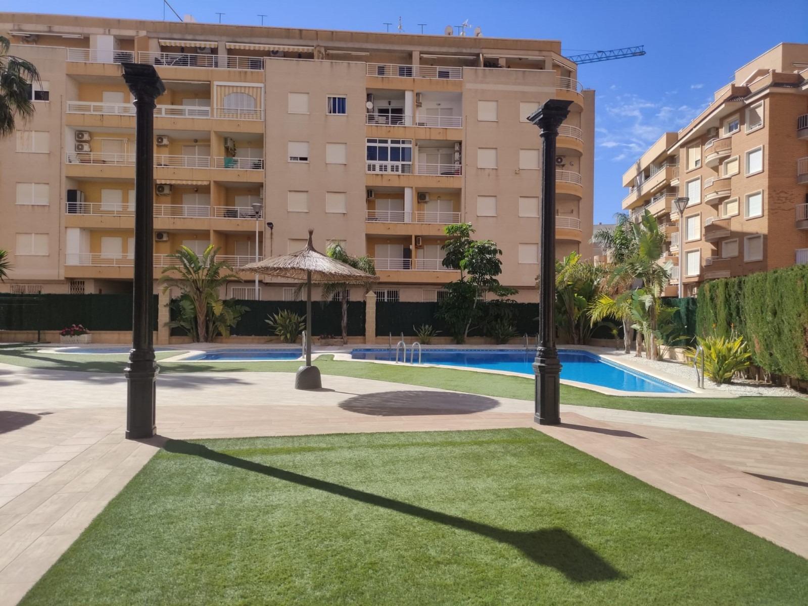 Takvåning i Torrevieja, Alicante, Spanien 3 sovrum, 155 kvm. Nr. 165173