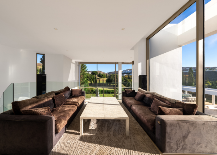 Villa i Benahavis, Malaga, Spanien 6 sovrum, 680 kvm. Nr. 87690