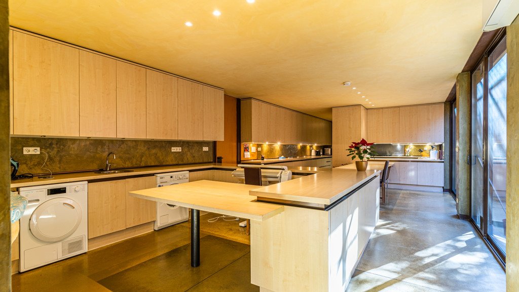 Villa i Las Rozas de Madrid, Madrid, Spanien 12 sovrum, 950 kvm. Nr. 107774
