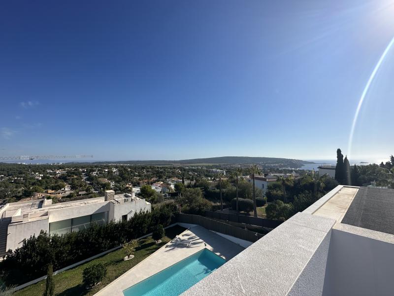 Villa in Nova Santa Ponsa, Mallorca, Spain 4 bedrooms, 363 sq.m. No. 103181