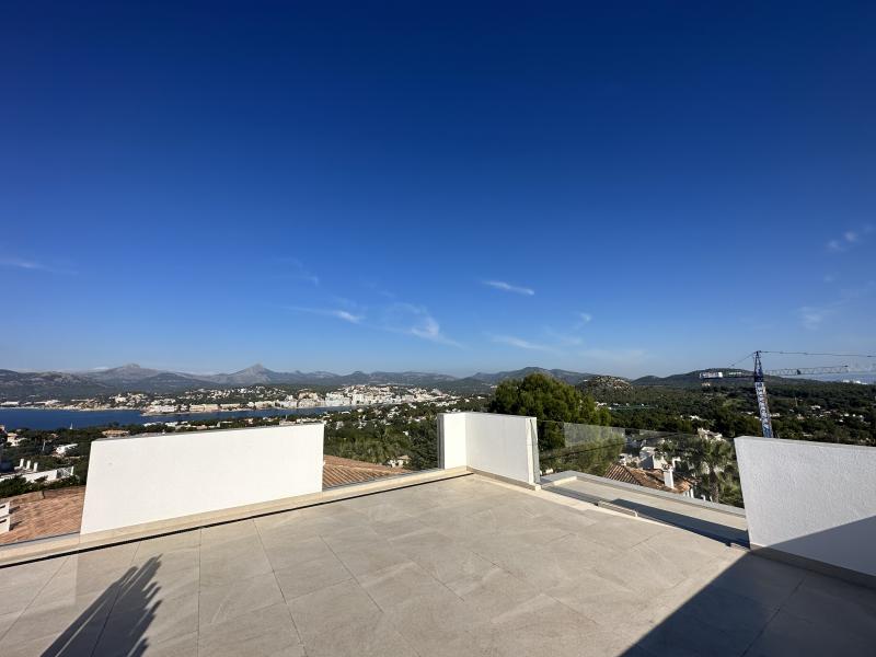 Villa in Nova Santa Ponsa, Mallorca, Spain 4 bedrooms, 363 sq.m. No. 103181