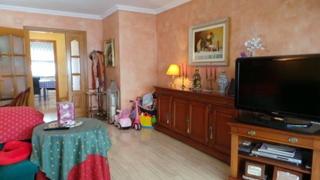 Casa a Badalona, Barcelona, Spagna 3 camere da letto, 314 mq. N° 22943