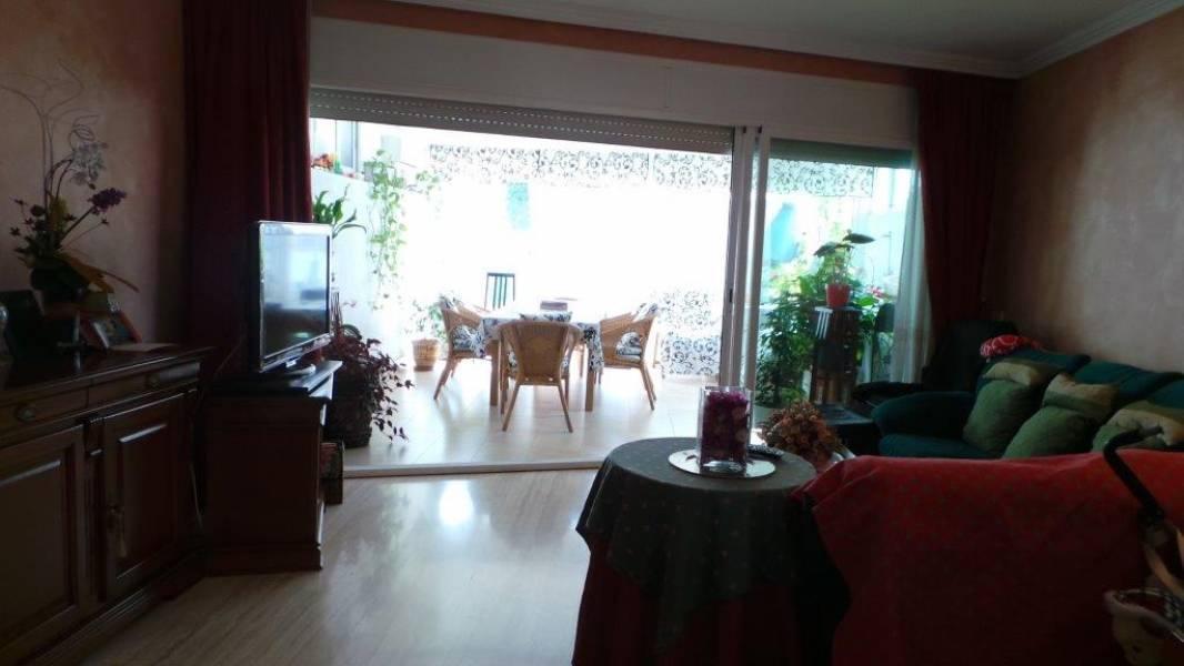 Casa a Badalona, Barcelona, Spagna 3 camere da letto, 314 mq. N° 22943