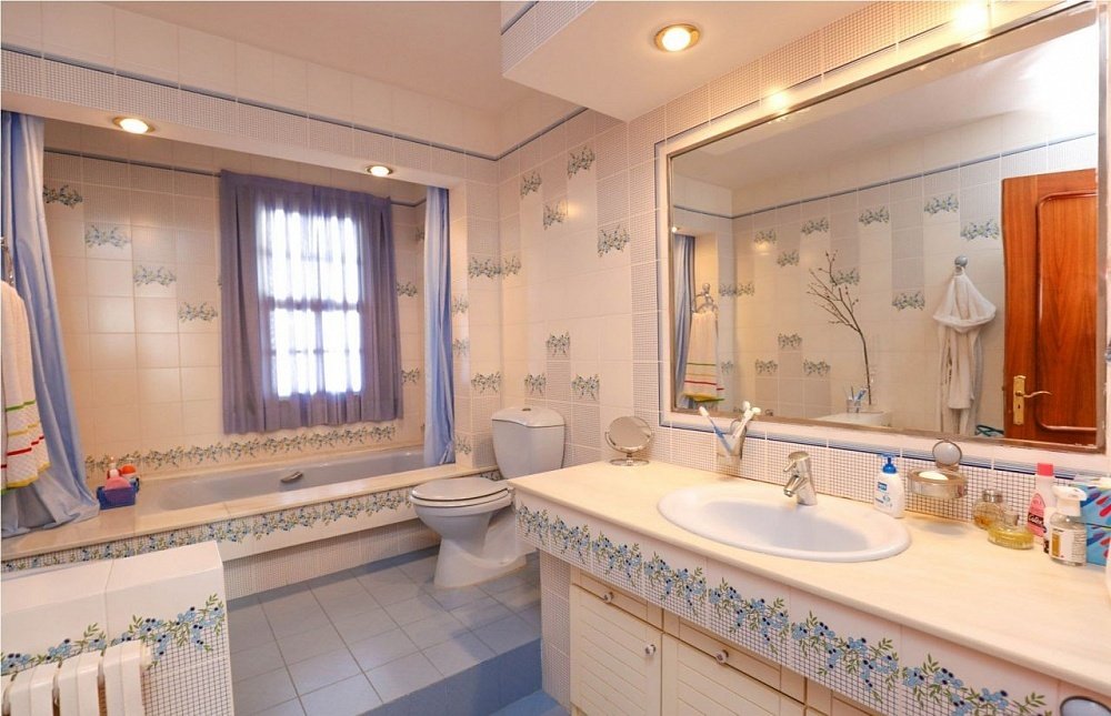 Māja Alella, Barcelona, Spānijā 6 istabas, 639 m2 Nr. 22441