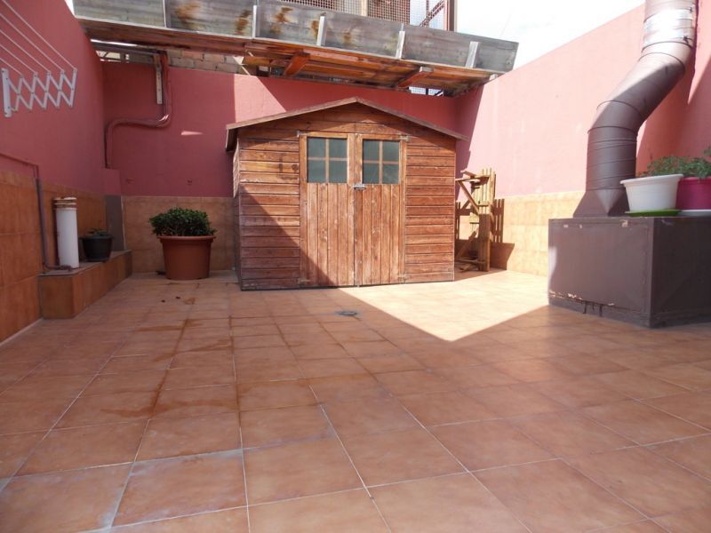 House à Badalona, Barcelona, Espagne 3 chambres, 240 m2 No. 22843