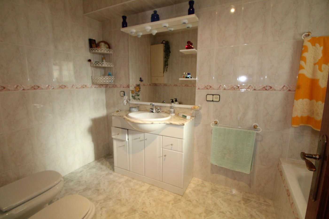 Talo Calafell, Tarragona, Espanja 5 makuuhuonetta, 275 m2 No. 21530