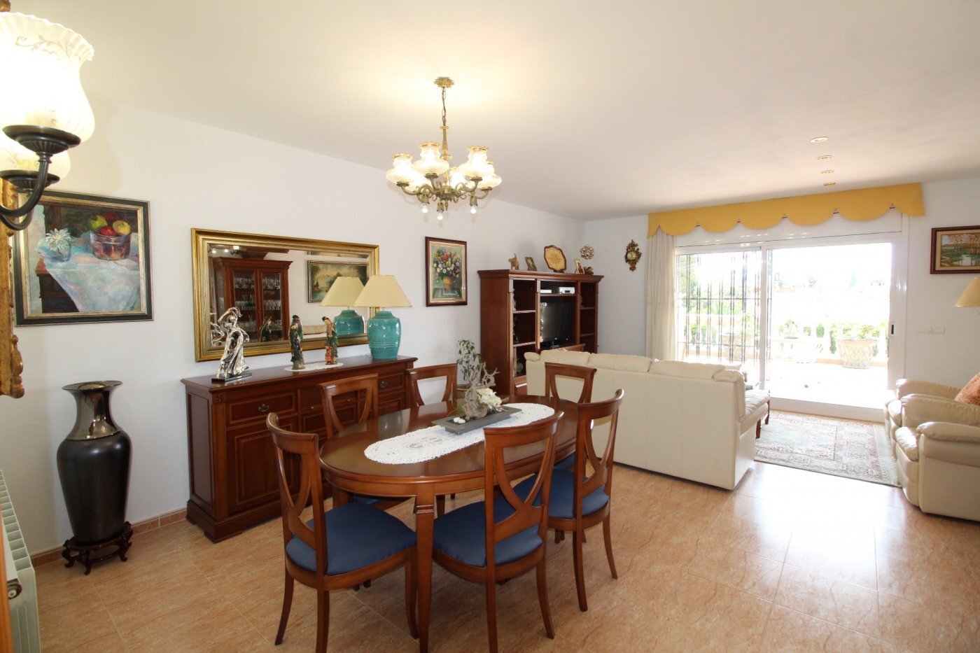 House in Calafell, Tarragona, Spanien 4 Schlafzimmer, 205 m2 Nr. 21599