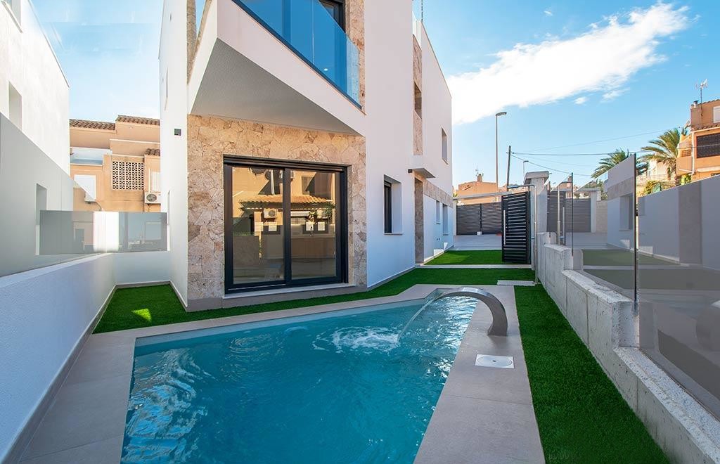 Willa w Torrevieja, Alicante, Hiszpania 3 sypialnie, 175 mkw. nr 96670