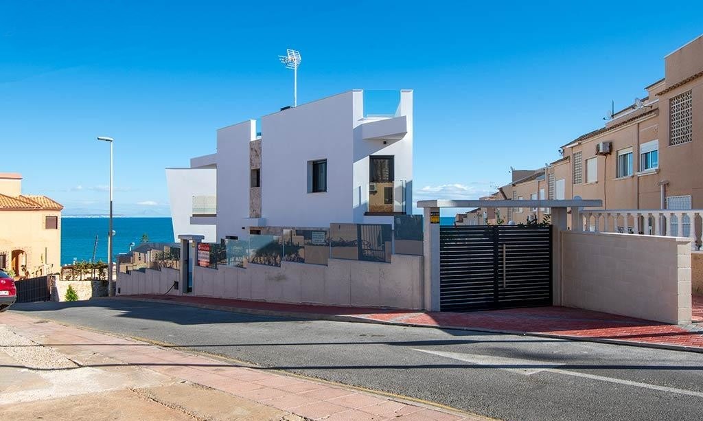 Willa w Torrevieja, Alicante, Hiszpania 3 sypialnie, 175 mkw. nr 96670