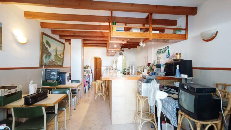Gewerbeimmobilien in Peguera, Mallorca, Spanien 140 m2 Nr. 103207