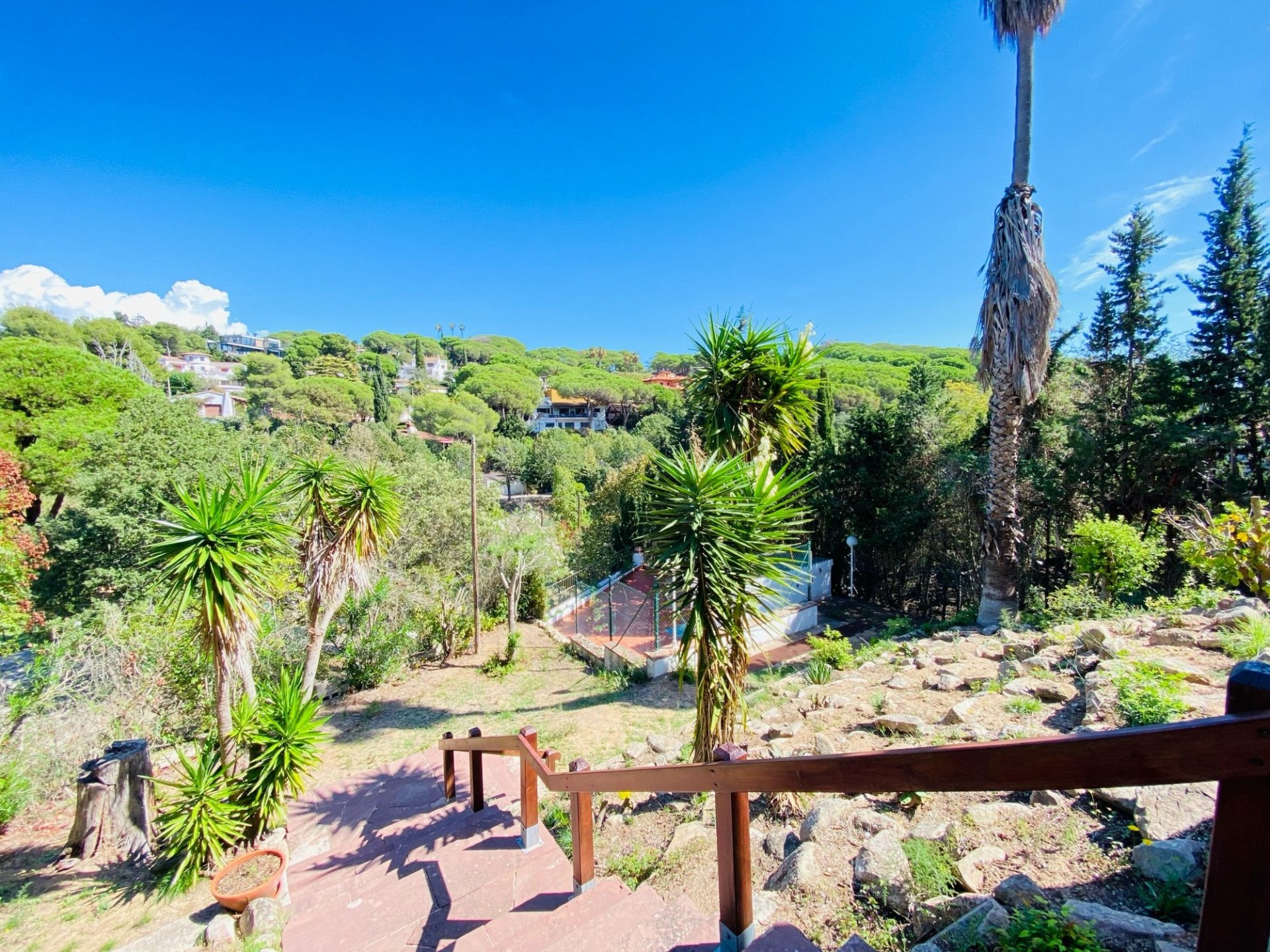 Casa a Lloret de Mar, Girona, Spagna 5 camere da letto, 235 mq. N° 87350