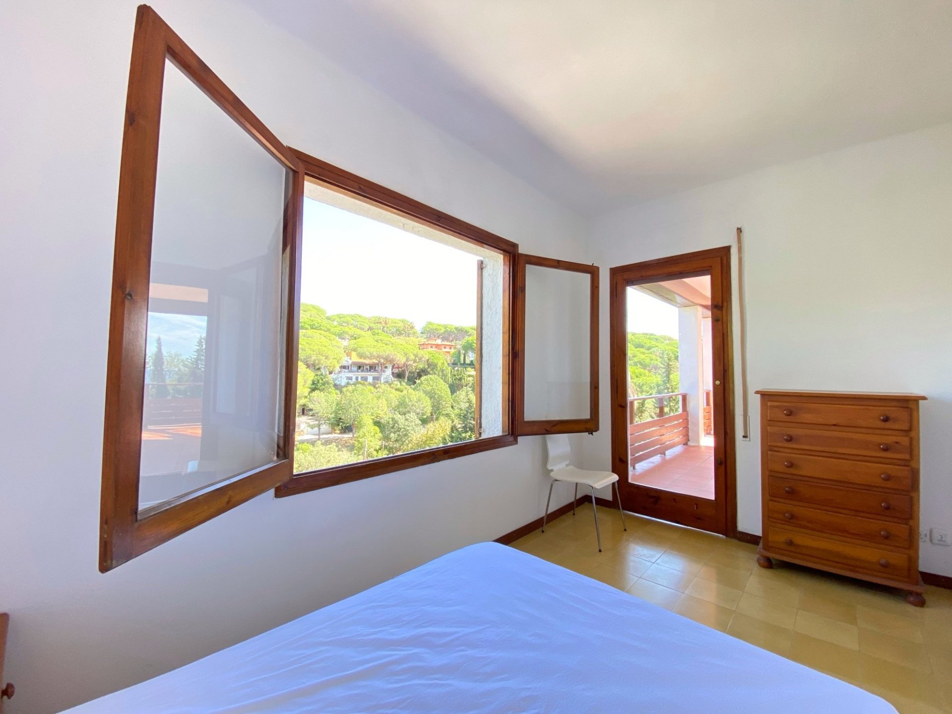 Casa a Lloret de Mar, Girona, Spagna 5 camere da letto, 235 mq. N° 87350
