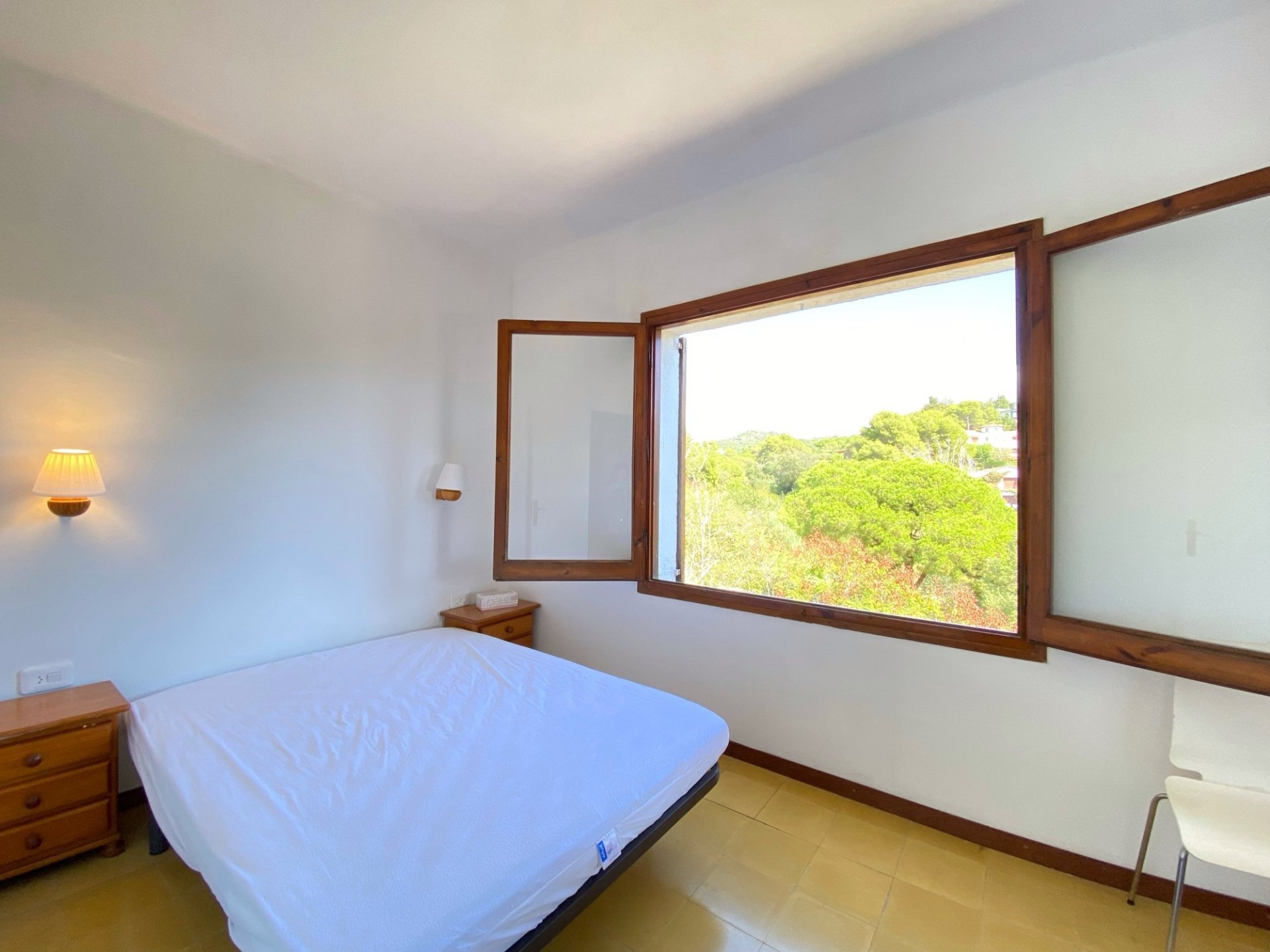 Casa a Lloret de Mar, Girona, Spagna 5 camere da letto, 235 mq. N° 87350