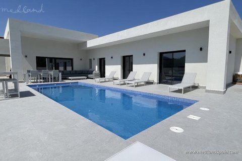 Villa a La Romana, Alicante, Spagna 3 camere da letto, 134 mq. N° 9096