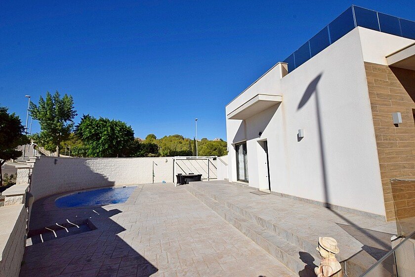 Villa i San Miguel de Salinas, Alicante, Spanien 3 sovrum, 250 kvm. Nr. 111263