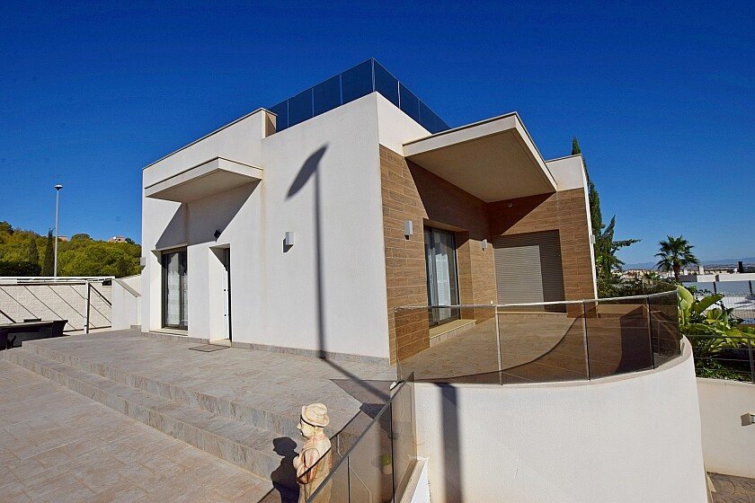 Villa i San Miguel de Salinas, Alicante, Spanien 3 sovrum, 250 kvm. Nr. 111263
