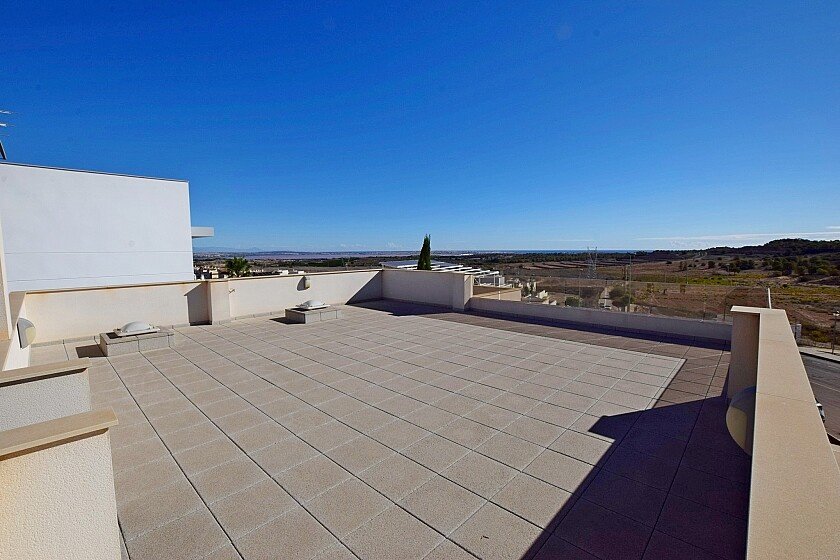 Villa i San Miguel de Salinas, Alicante, Spanien 3 sovrum, 250 kvm. Nr. 111263
