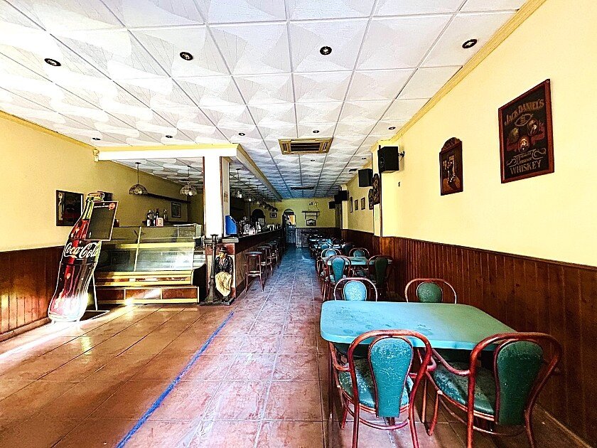 Propiedad comercial en Torrevieja, Alicante, España 100 m2 No. 117214