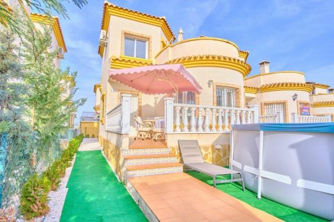 Villa à Los Montesinos, Alicante, Espagne 3 chambres, 98 m2 No. 115726