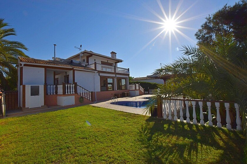Villa i Alicante, Spanien 6 sovrum, 220 kvm. Nr. 103670