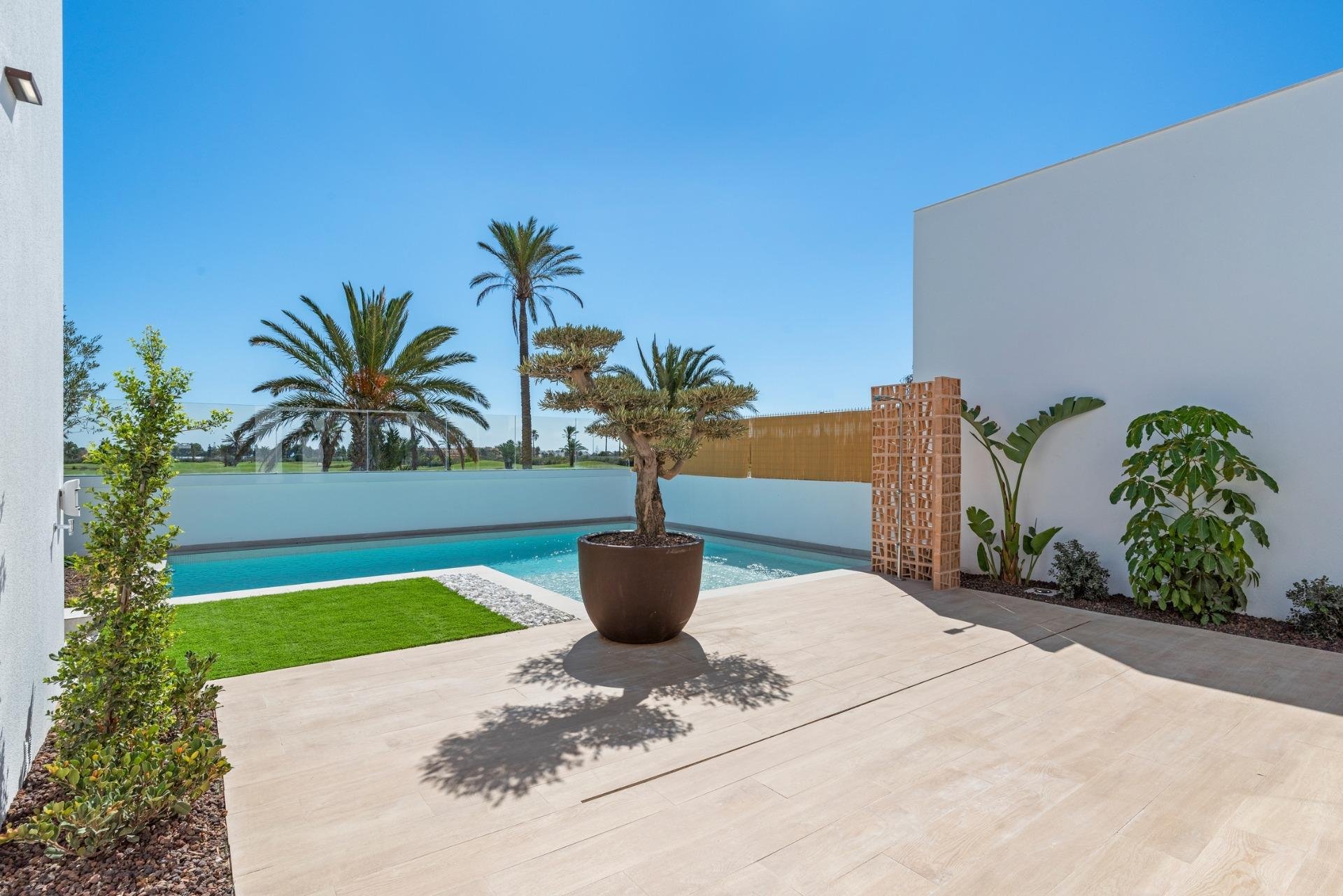 Villa in Los Alcazares, Murcia, Spain 3 bedrooms, 108 sq.m. No. 111279