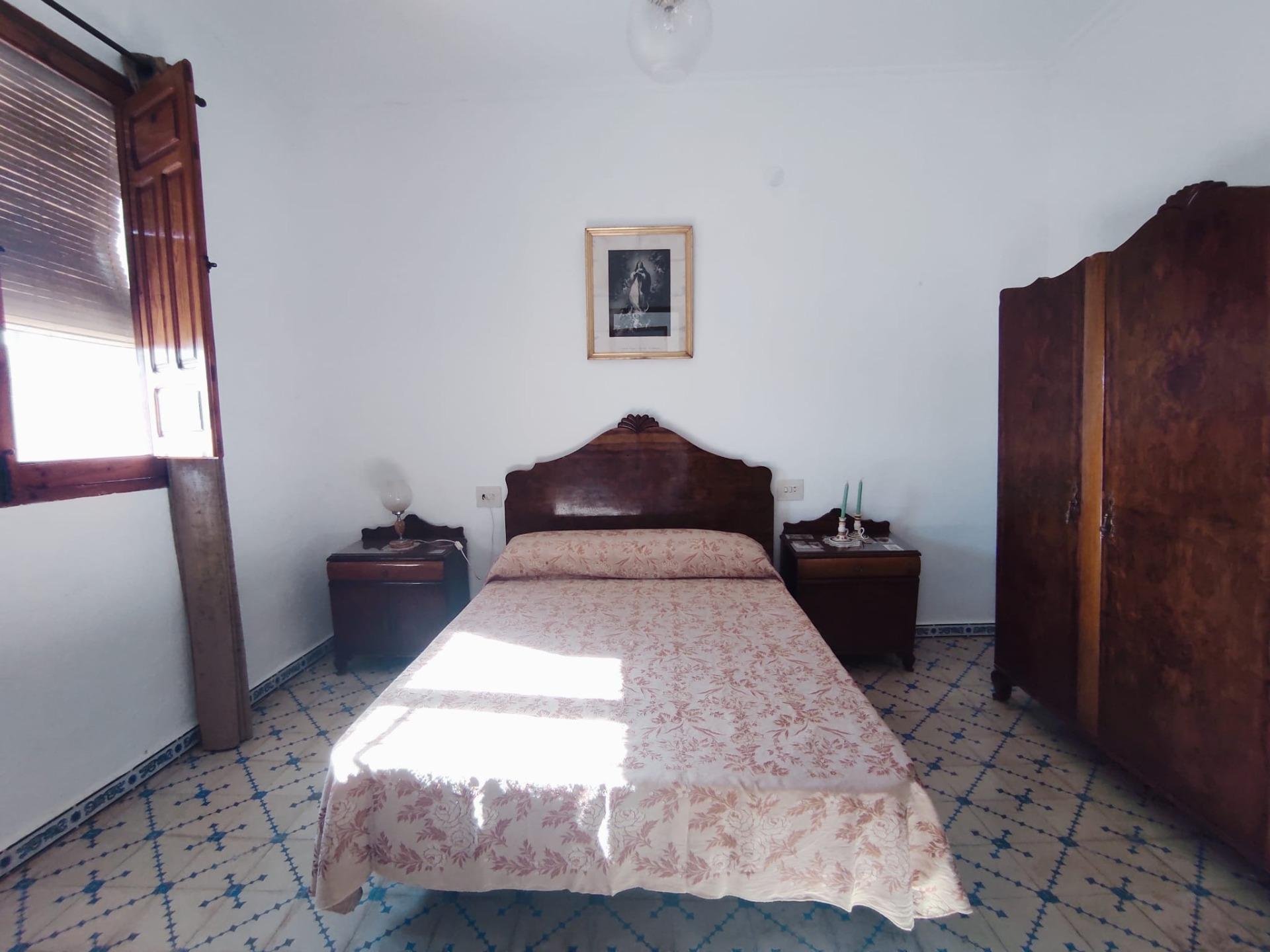 Hus i Dolores, Alicante, Spanien 3 sovrum, 220 kvm. Nr. 91876