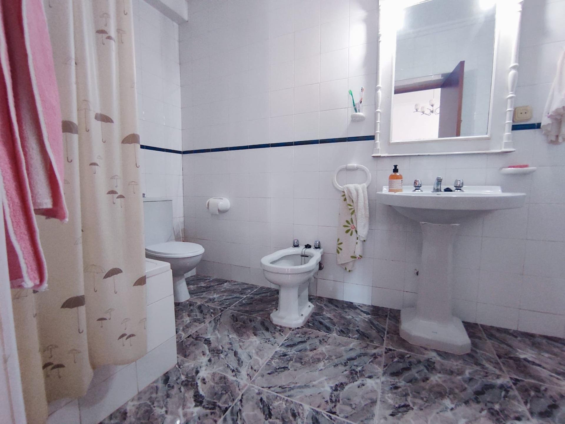Hus i Dolores, Alicante, Spanien 3 sovrum, 220 kvm. Nr. 91876