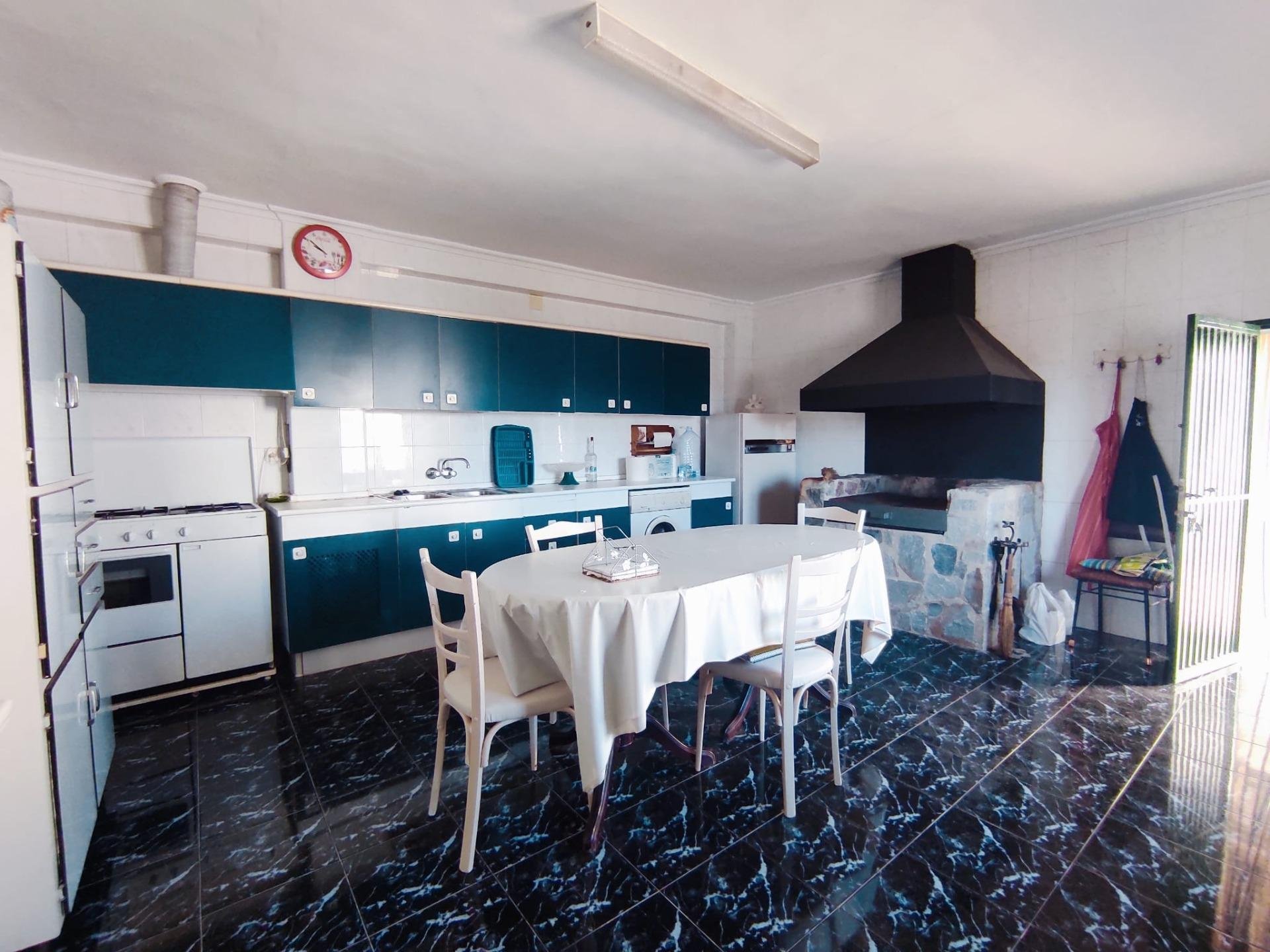Hus i Dolores, Alicante, Spanien 3 sovrum, 220 kvm. Nr. 91876