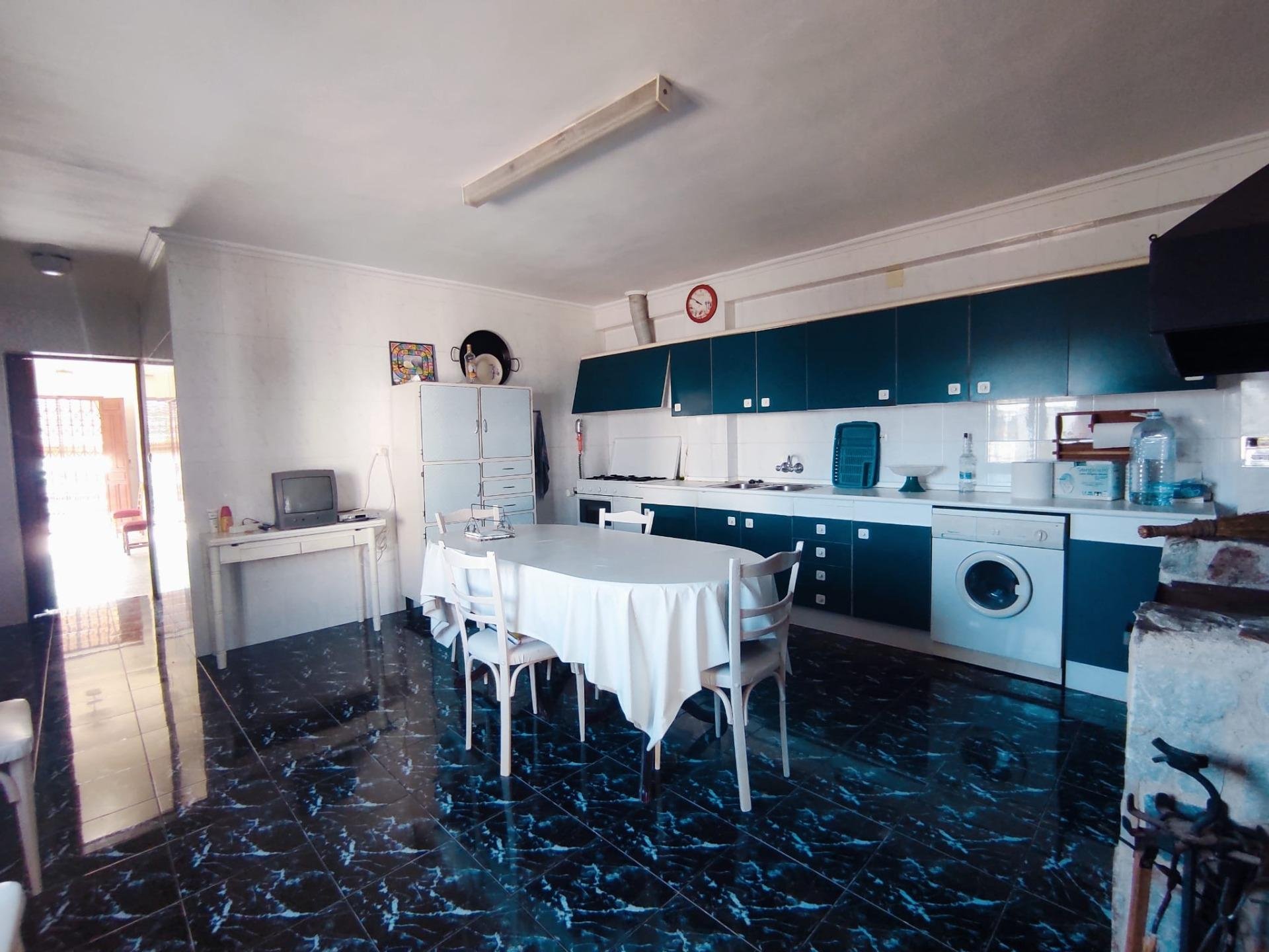 Hus i Dolores, Alicante, Spanien 3 sovrum, 220 kvm. Nr. 91876