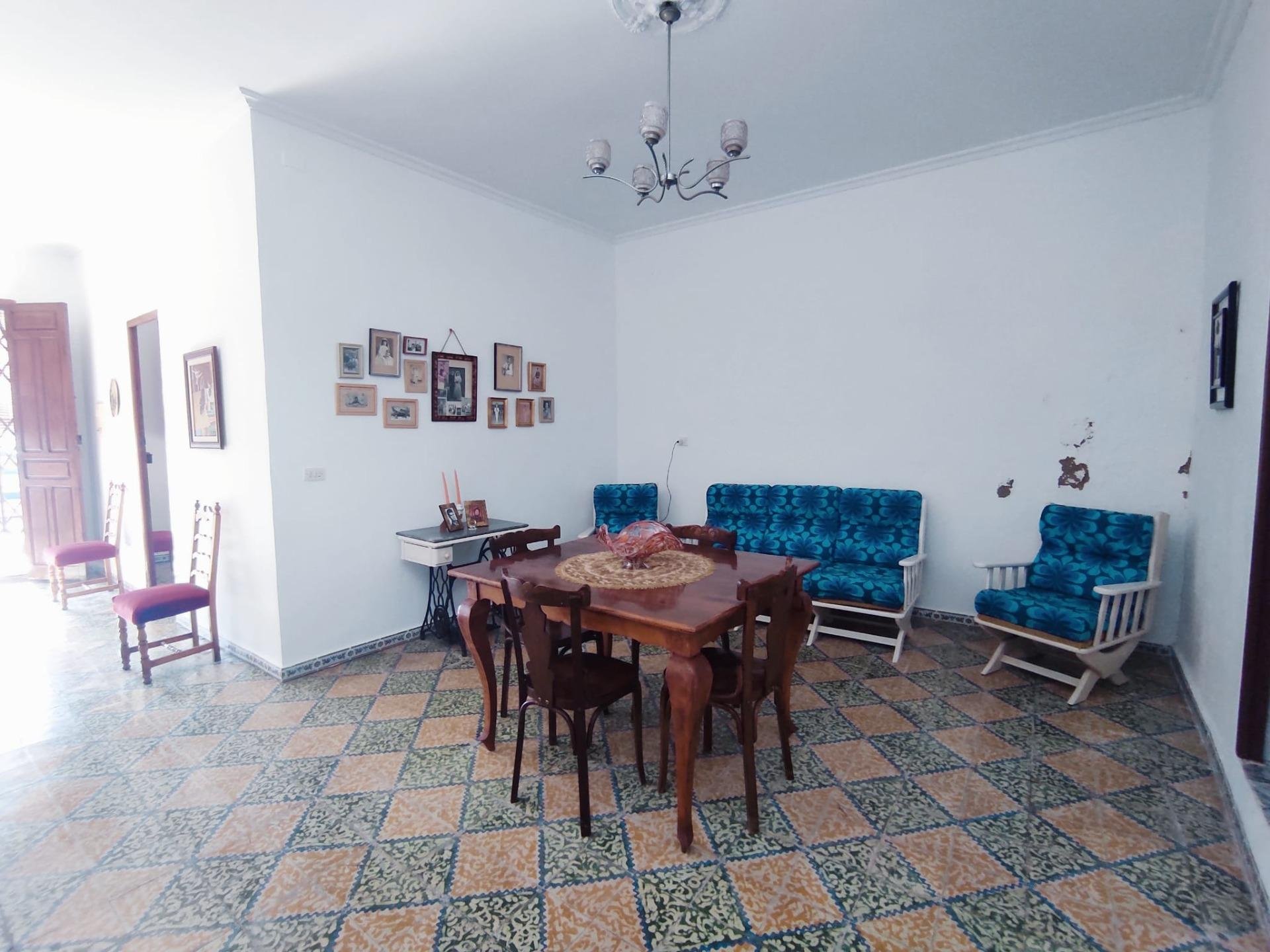 Hus i Dolores, Alicante, Spanien 3 sovrum, 220 kvm. Nr. 91876