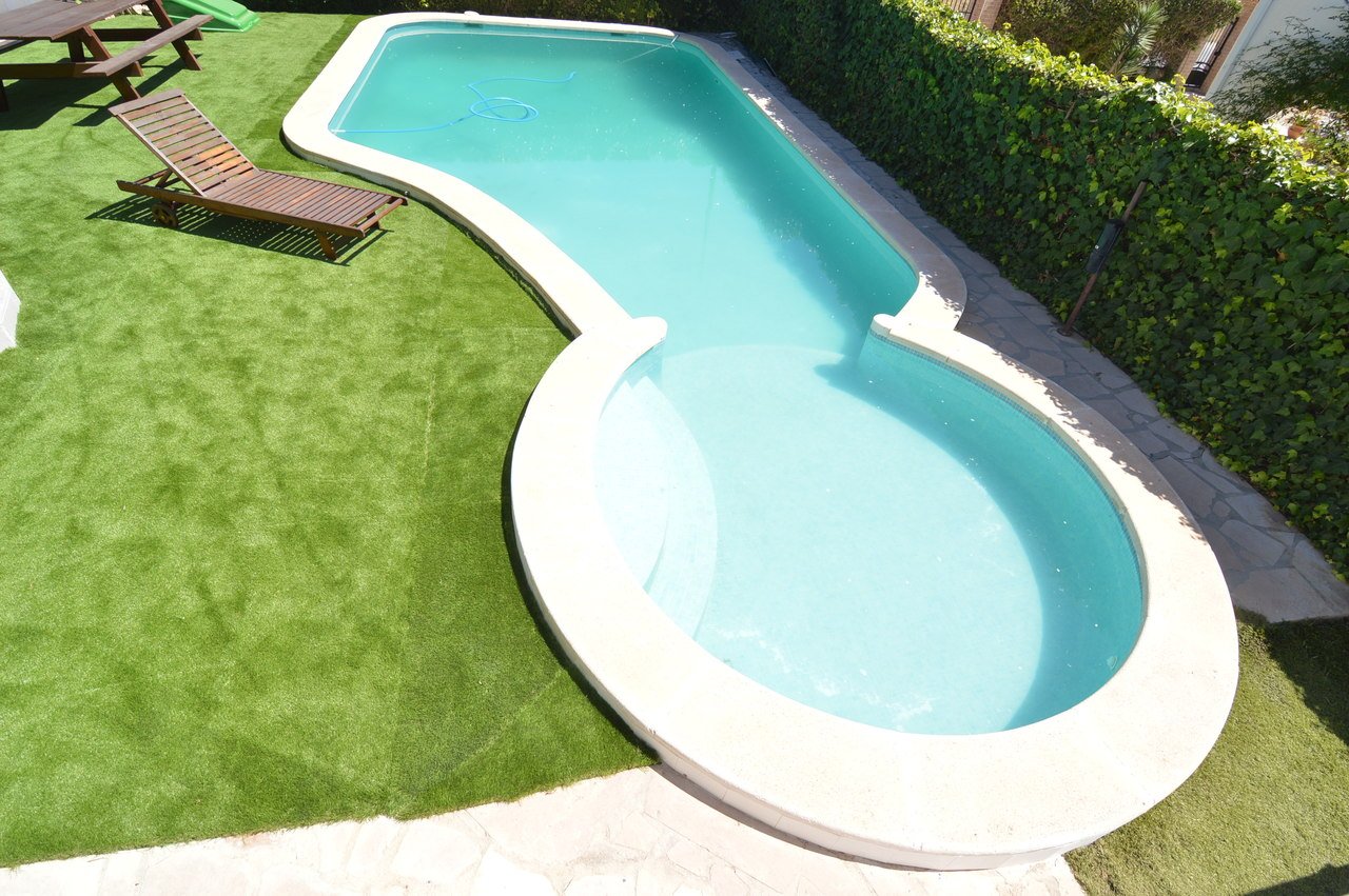 Villa in Torrevieja, Alicante, Spanien 4 Schlafzimmer, 520 m2 Nr. 115965