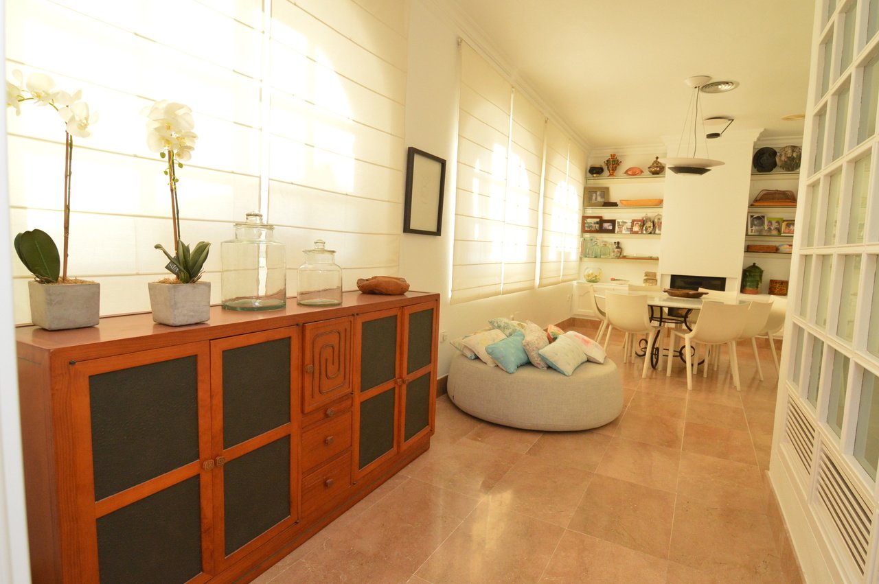 Villa in Torrevieja, Alicante, Spanien 4 Schlafzimmer, 520 m2 Nr. 115965