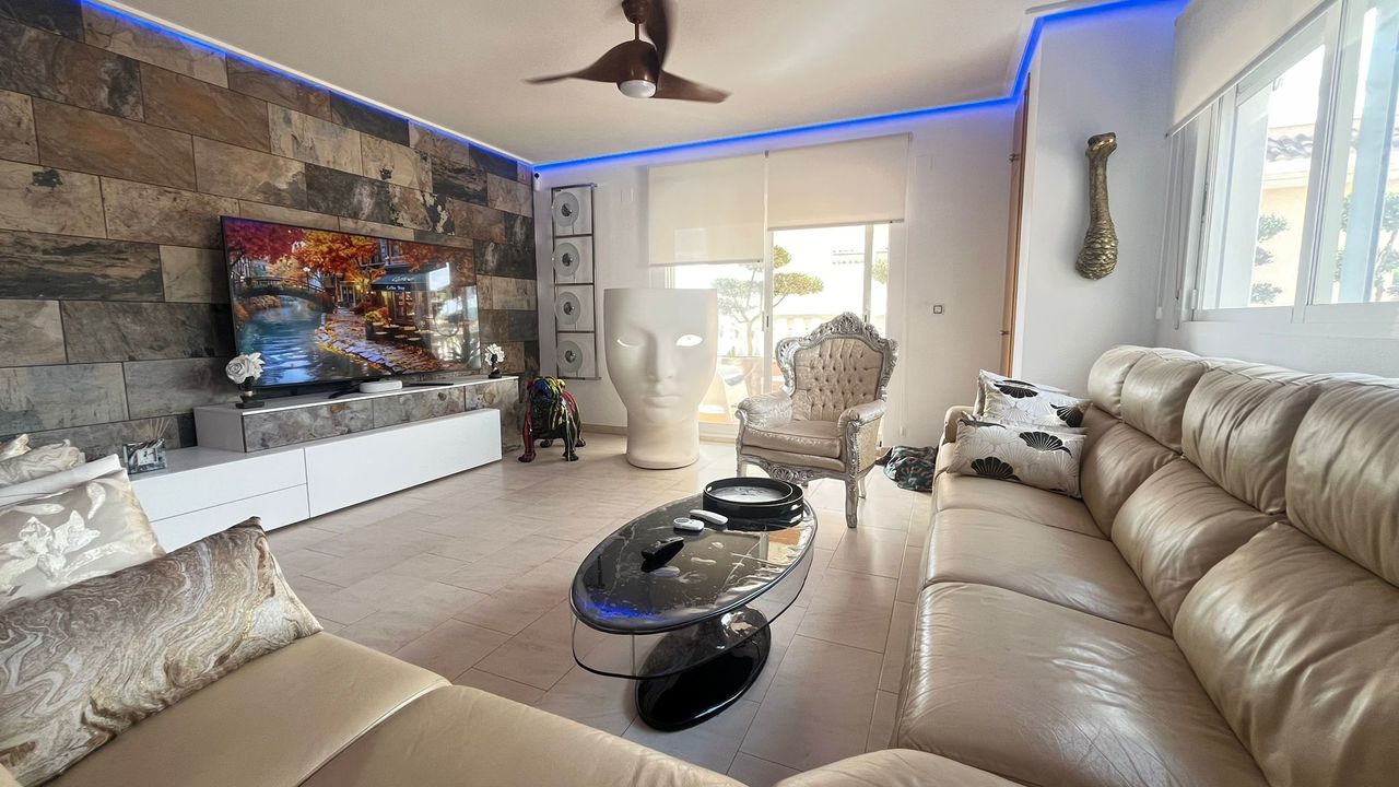 Huoneisto Alicante, Espanja 3 makuuhuonetta, 114 m2 No. 115967