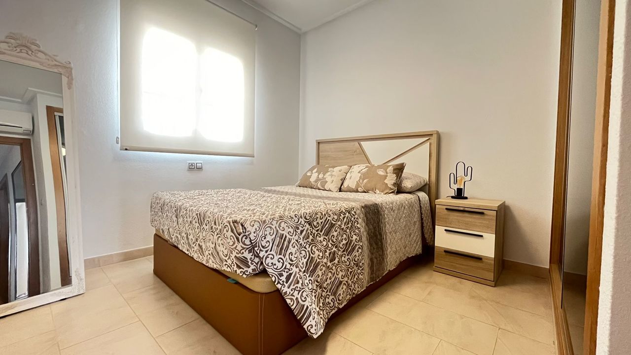 Huoneisto Alicante, Espanja 3 makuuhuonetta, 114 m2 No. 115967