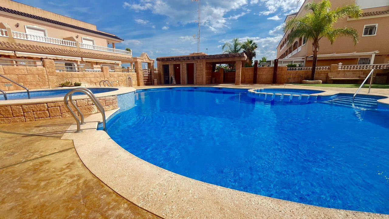 Huoneisto Alicante, Espanja 3 makuuhuonetta, 114 m2 No. 115967
